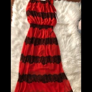 Long polyester black and red dress